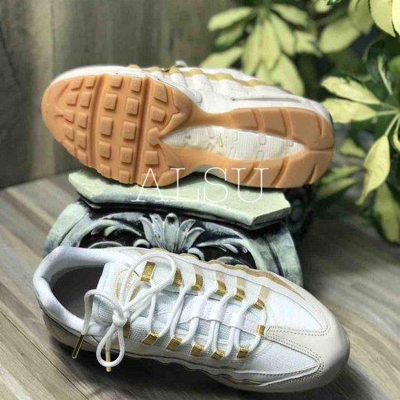 nike air max 95 desert sand